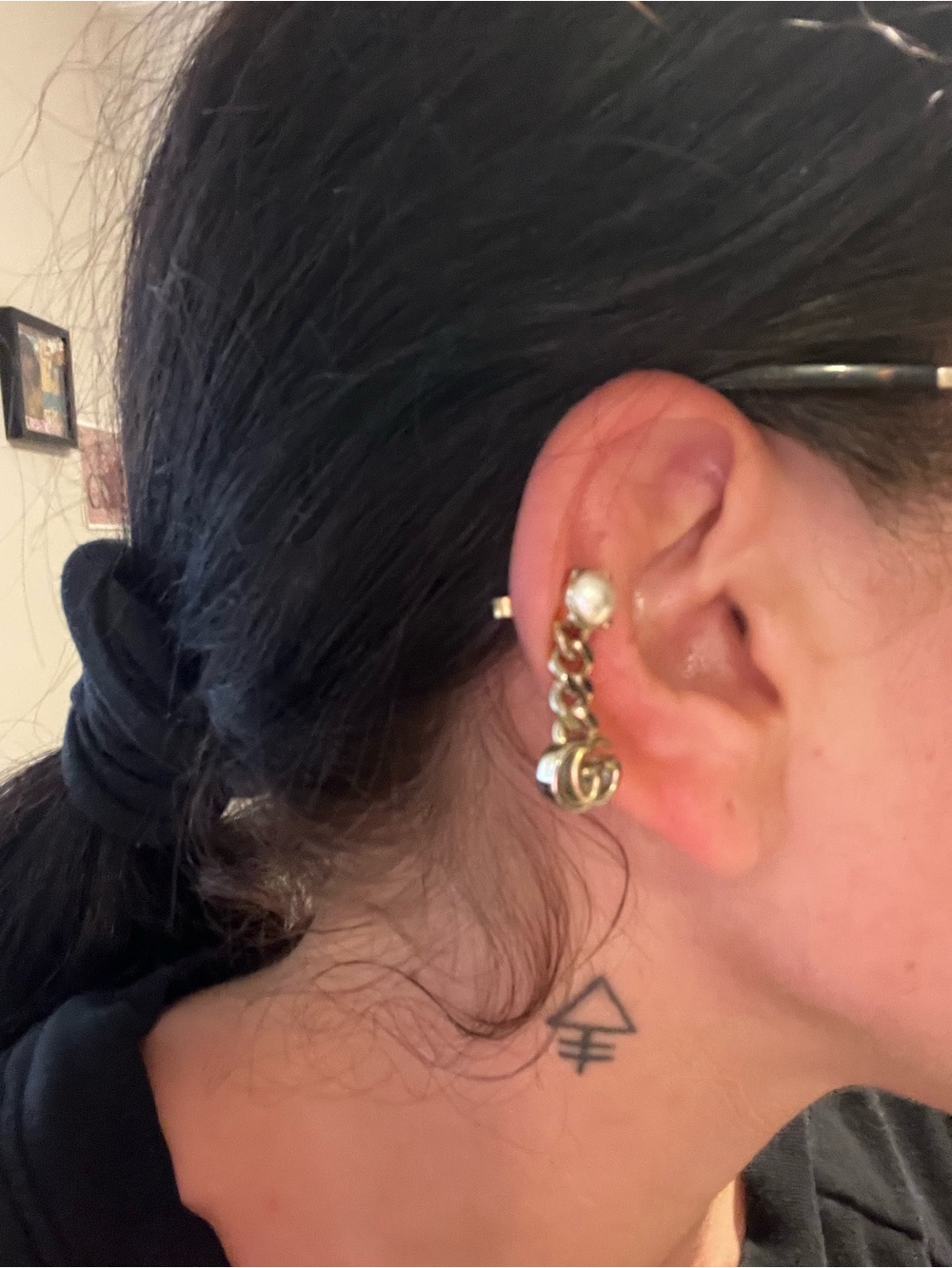 Gucci Gold-Tone Chain Drop Earrings with Pearl Stud and Double G Charm - Picture 2 of 2